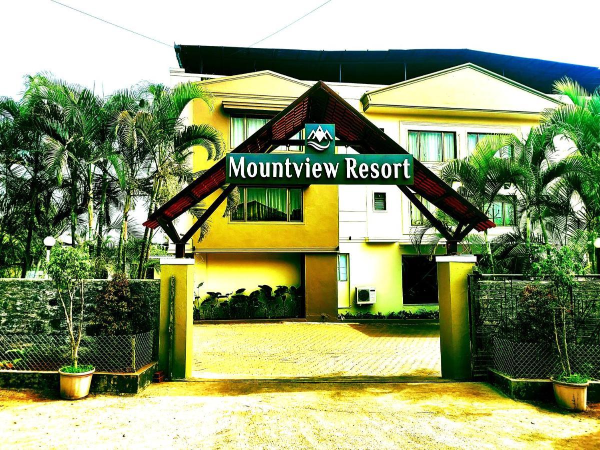 Mountview Resort Лонавла Екстер'єр фото
