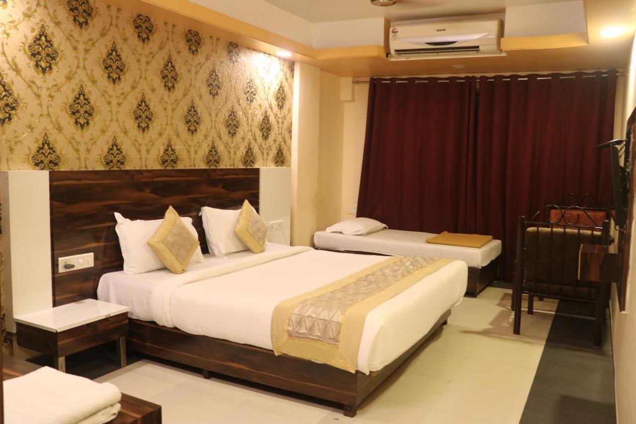 Mountview Resort Лонавла Екстер'єр фото
