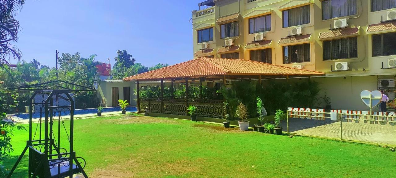 Mountview Resort Лонавла Екстер'єр фото