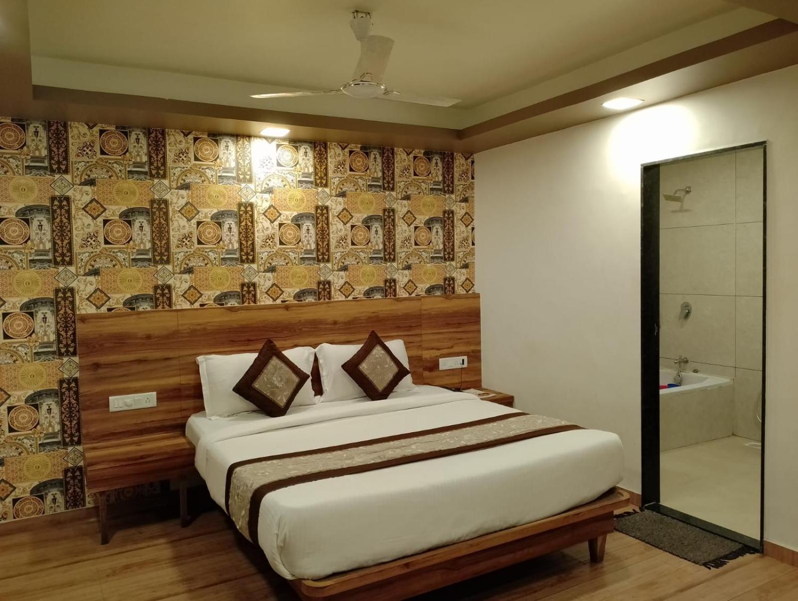 Mountview Resort Лонавла Екстер'єр фото